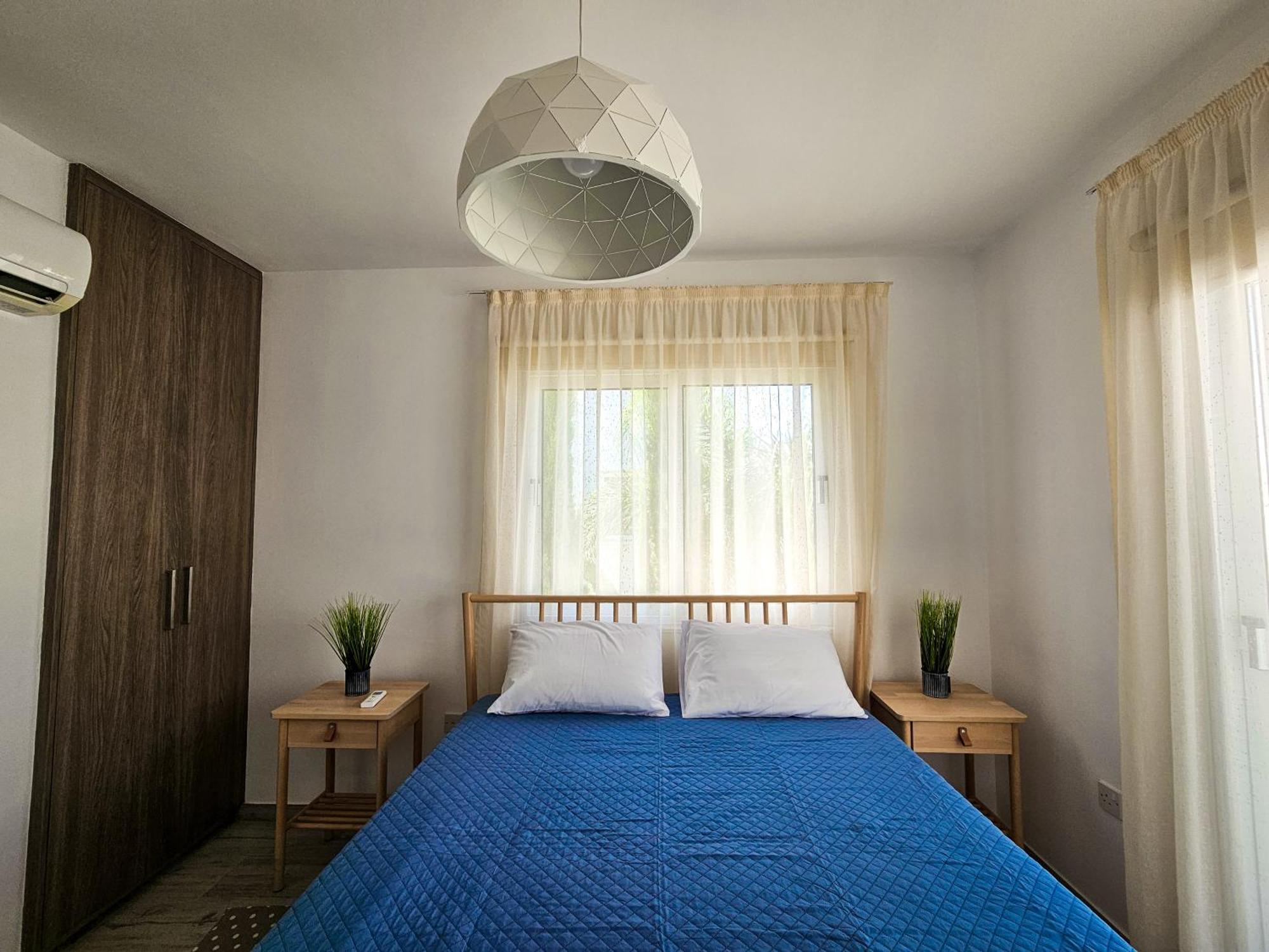 Villa Nissi Azure